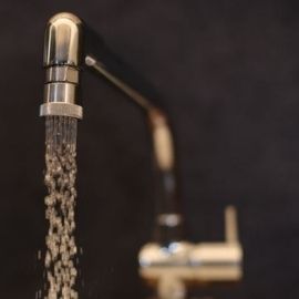 TrueMist Twister Dual flow Mist Shower Water saving Nozzle for 18mm Taps